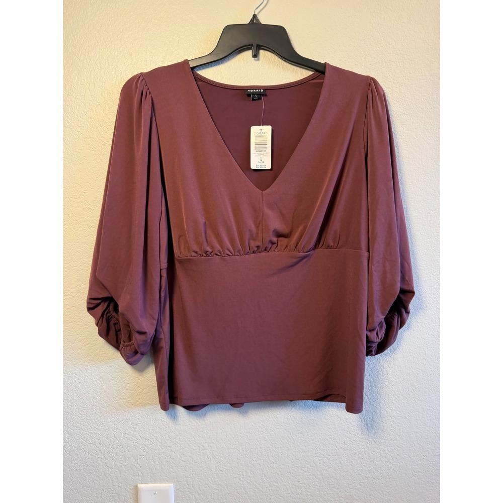 Torrid Studio Knit V-Neck Shirred Top Sassafras Burgundy 1X 14-16 NWT